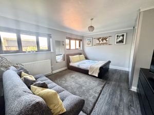 Photo 21- click for photo gallery